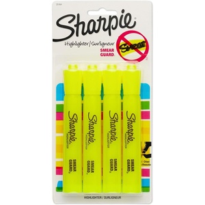 Sharpie Tank Yellow Highlighters Marker Set, Study Essentials, Chisel Tip, Ideal for Back to School and Teacher Supplies, Smear-Resistant, 4-Pack(1)